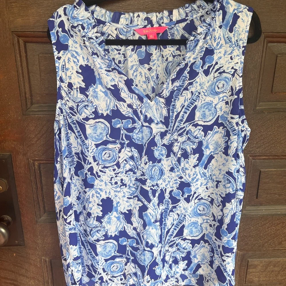 Lilly Pulitzer Almandine Top Sleeveless in Pretty Peas EUC XL - Picture 2 of 4